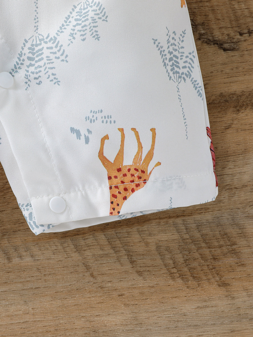 Macacão Bebê Safari Chic com Chapéu Protetor