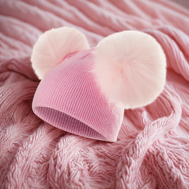 Touca de Tricô Infantil com Pompom Duplo Luxo