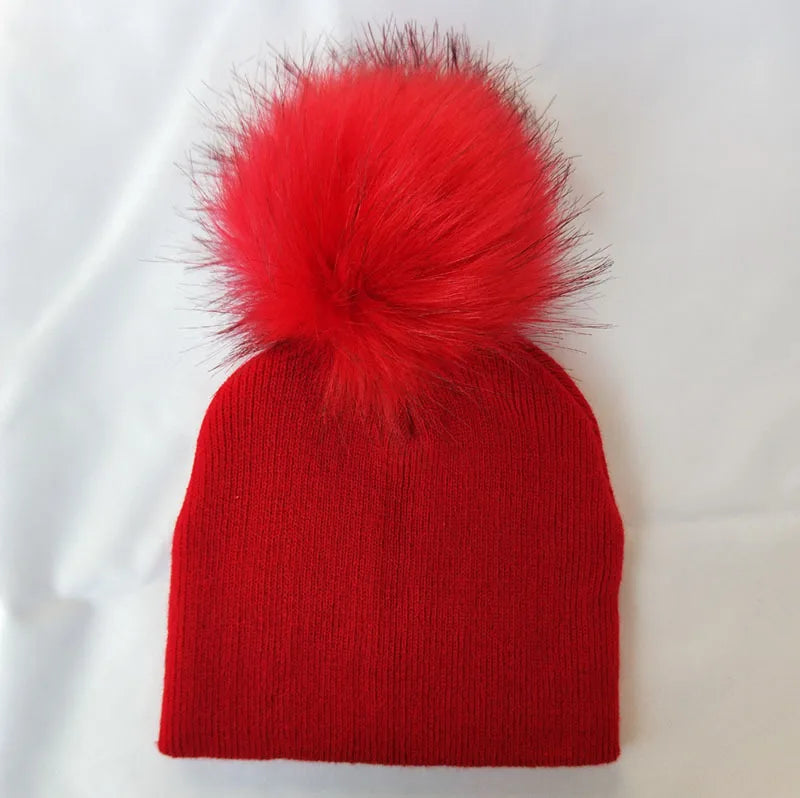 Gorros de Pompom e com Orelhinhas de Pompom