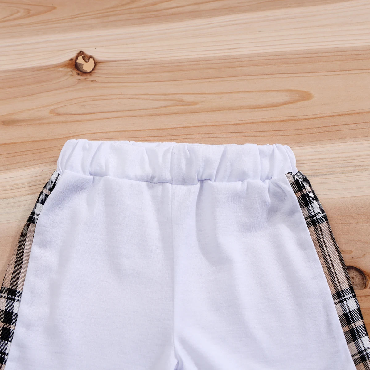 Conjunto Camiseta e Shorts com estampa de Urso