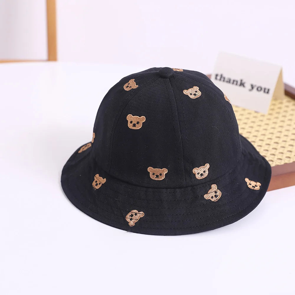 Chapéu Bucket com desenho de Urso