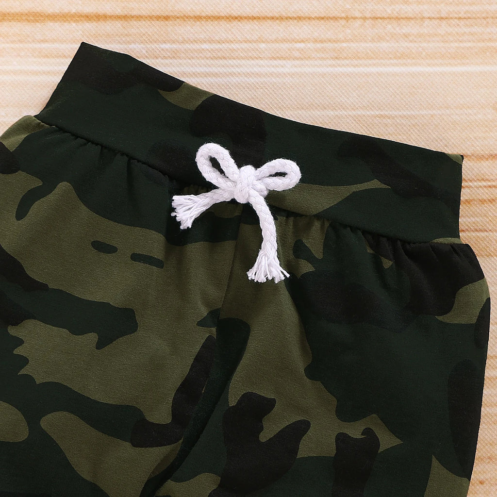 Conjunto militar bebê da mamãe com Gorro
