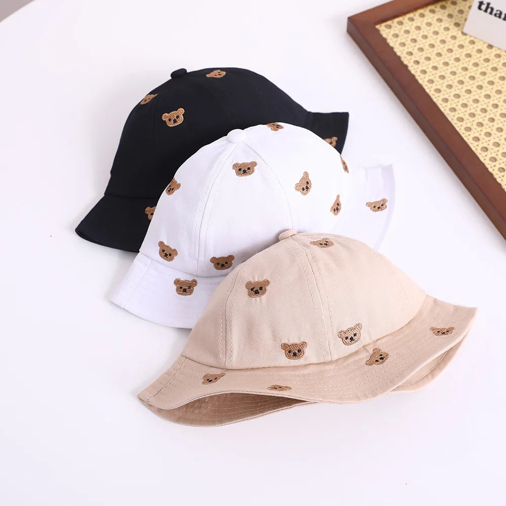Chapéu Bucket com desenho de Urso