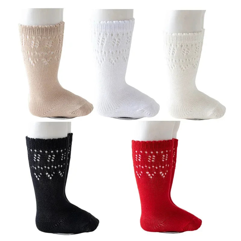 Elegância e Conforto: Meias 3/4 Vazadas para Bebês