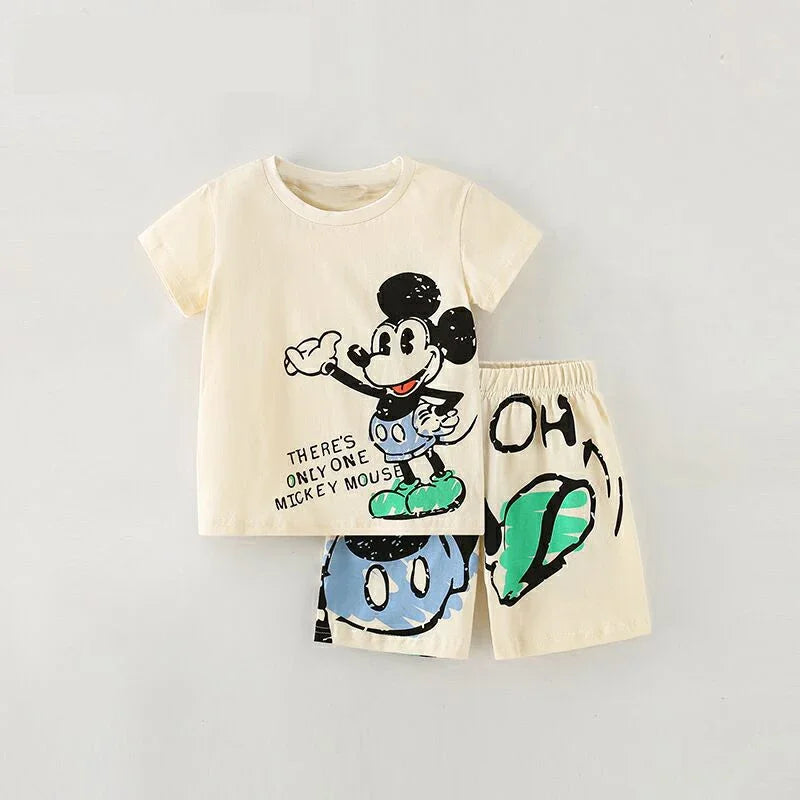 Conjunto Mickey Mouse Camiseta e Short